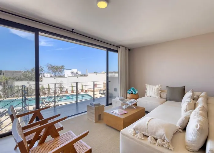 New And Elegant 4bedroom House Steps From The Сasa de vacaciones *